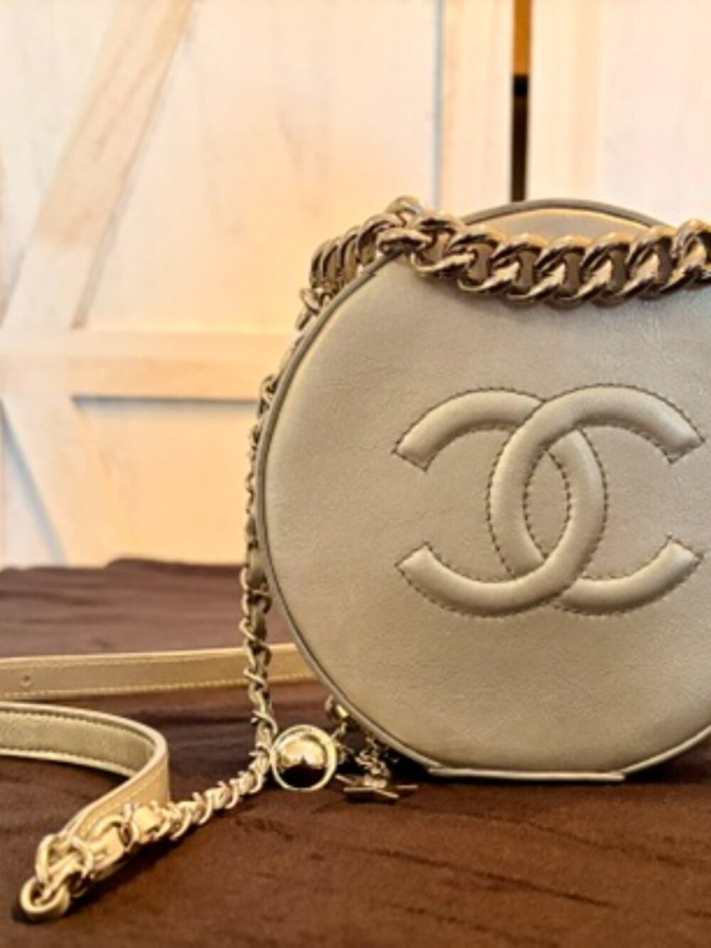 CHANEL Silver CC Round as Earth Chain 2Way Bag - Picture 5 of 14